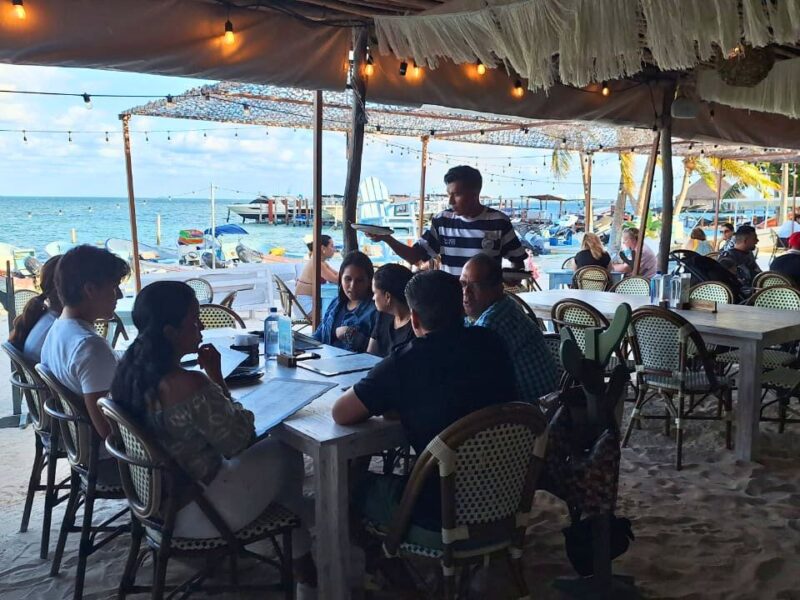 Sector gastronómico en Cancún sube ventas al 80% por Día del Padre
