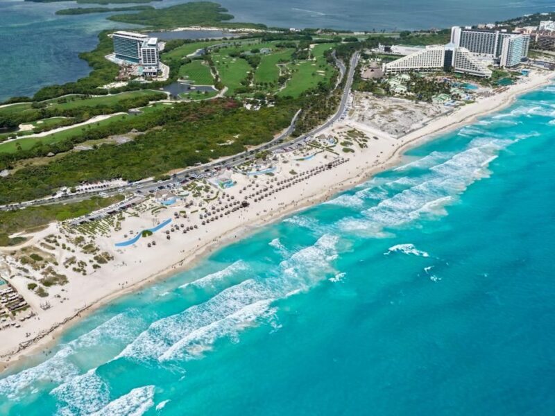 Cancún alista el primer ordenamiento costero de México para salvar sus playas
