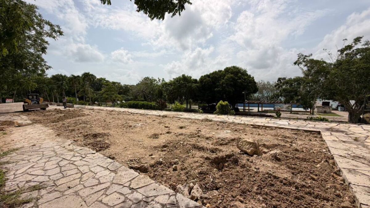Golpean abandono y deterioro a obras de Sedatu en Bacalar