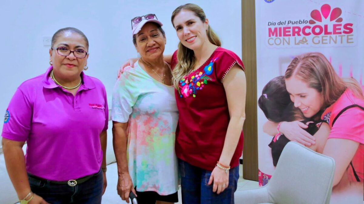 Atenea Gómez atiende a familias en Zona Continental
