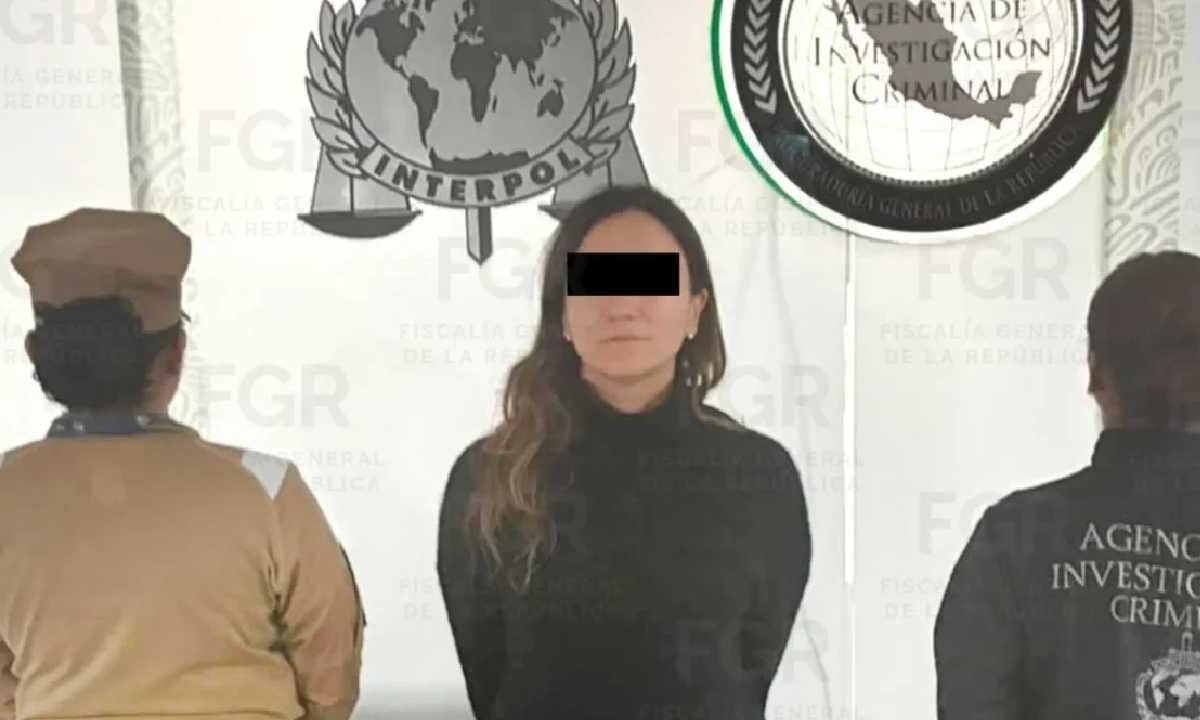 La hermana del ex director de Pemex fue detenia.