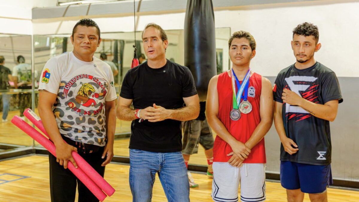 Diego Castañón impulsa el boxeo en Tulum y premia a atletas