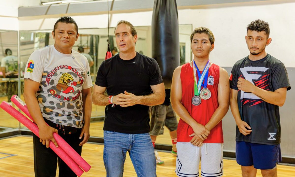 Diego Castañón impulsa el boxeo en Tulum y premia a atletas