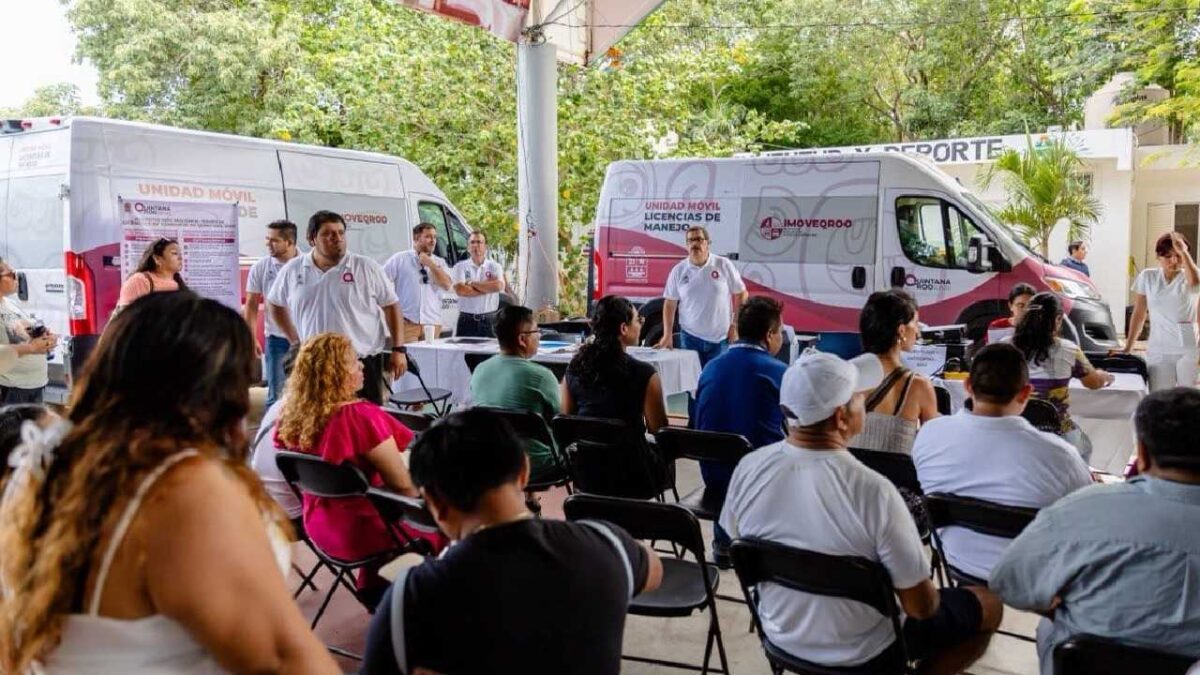 Jornada de Movilidad Contigo acerca trámites y capacitación al sector transporte de Tulum