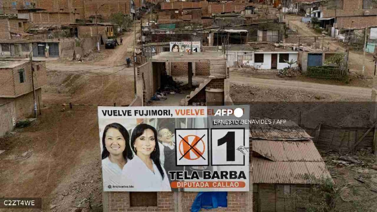 La gente le pide a Keiko cumplir sus promesas.