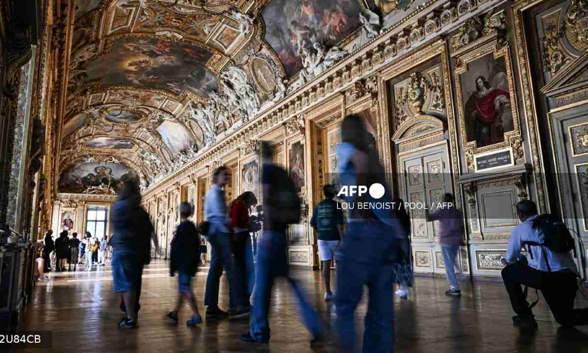 Louvre abre otra página de su historia.