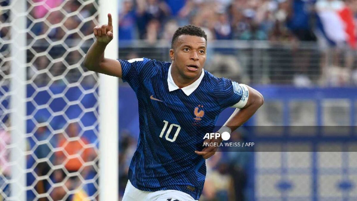 Kylian Mbappé llega con buen nivel.