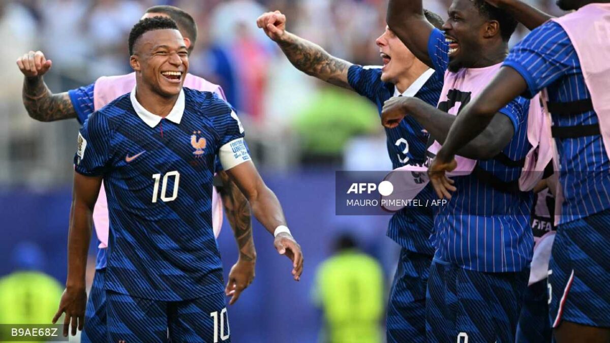 Kylian Mbappé, recibe total apoyo.