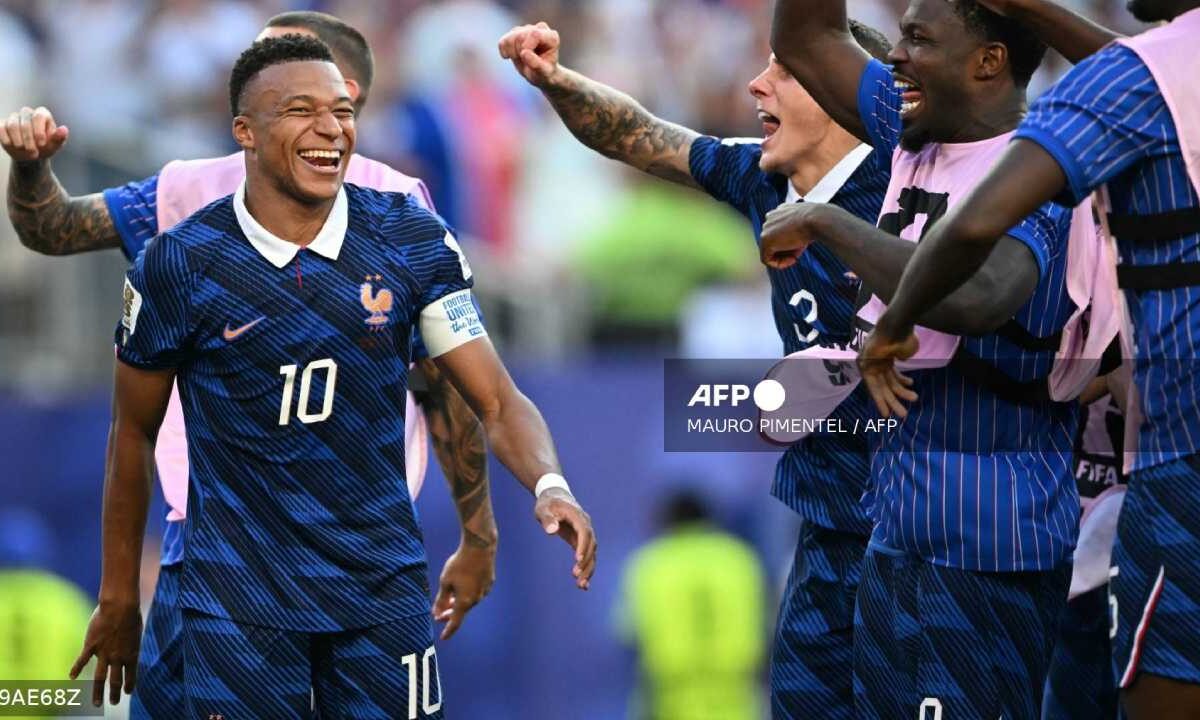 Kylian Mbappé, recibe total apoyo.