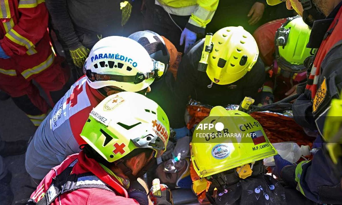 El hombre fue llevado a un hospital.