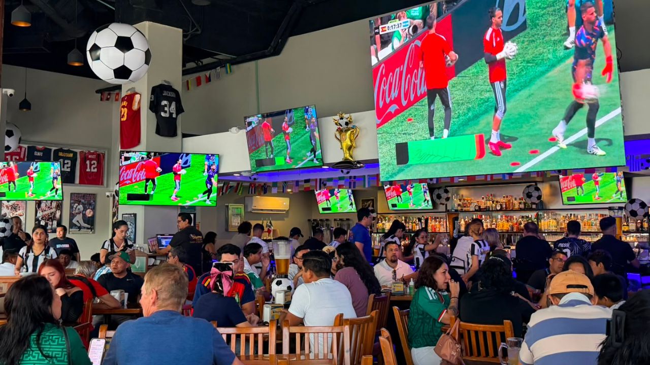 Mundial deja bajas ventas a restaurantes en Cancún