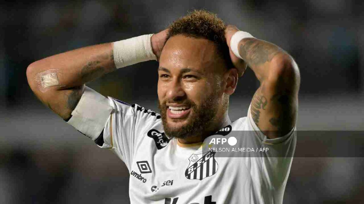 Neymar confirma fin a su etapa en la selección de Brasil.