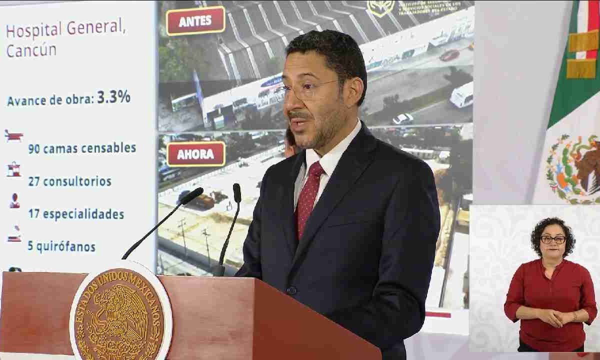 Avanzan obras de hospitales en Chetumal y Cancún.