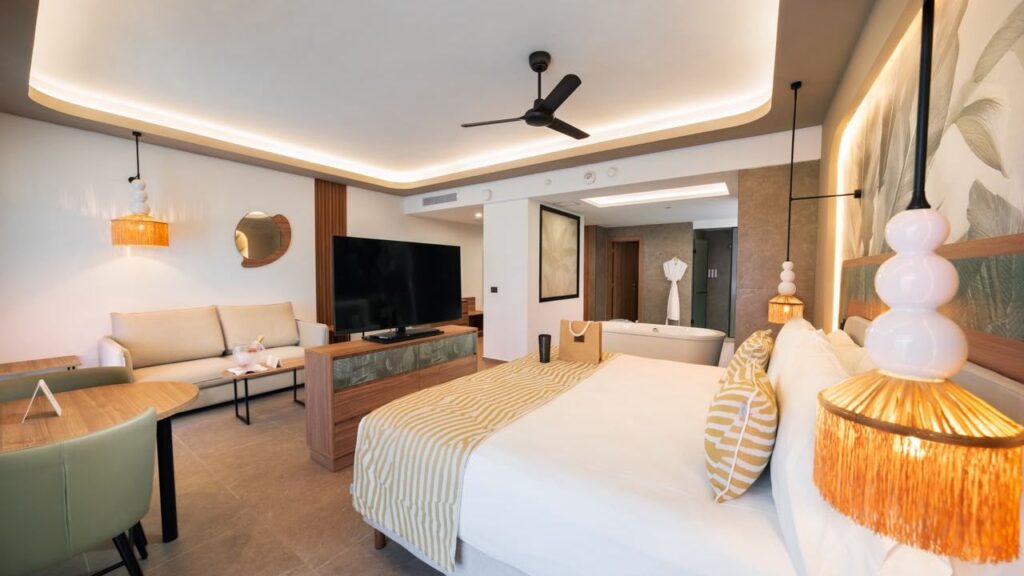 Reapertura Riu Palace Peninsula Cancún: Reforma y Elite Club