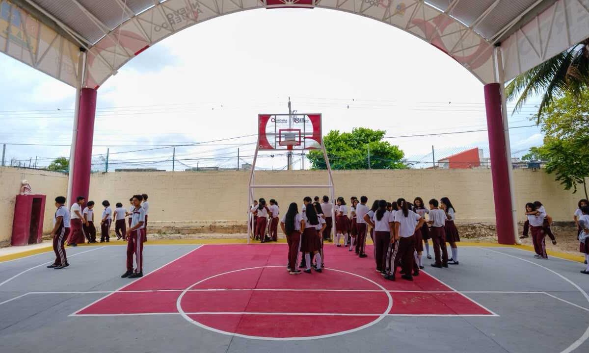 Justicia en la Secundaria Técnica 18.