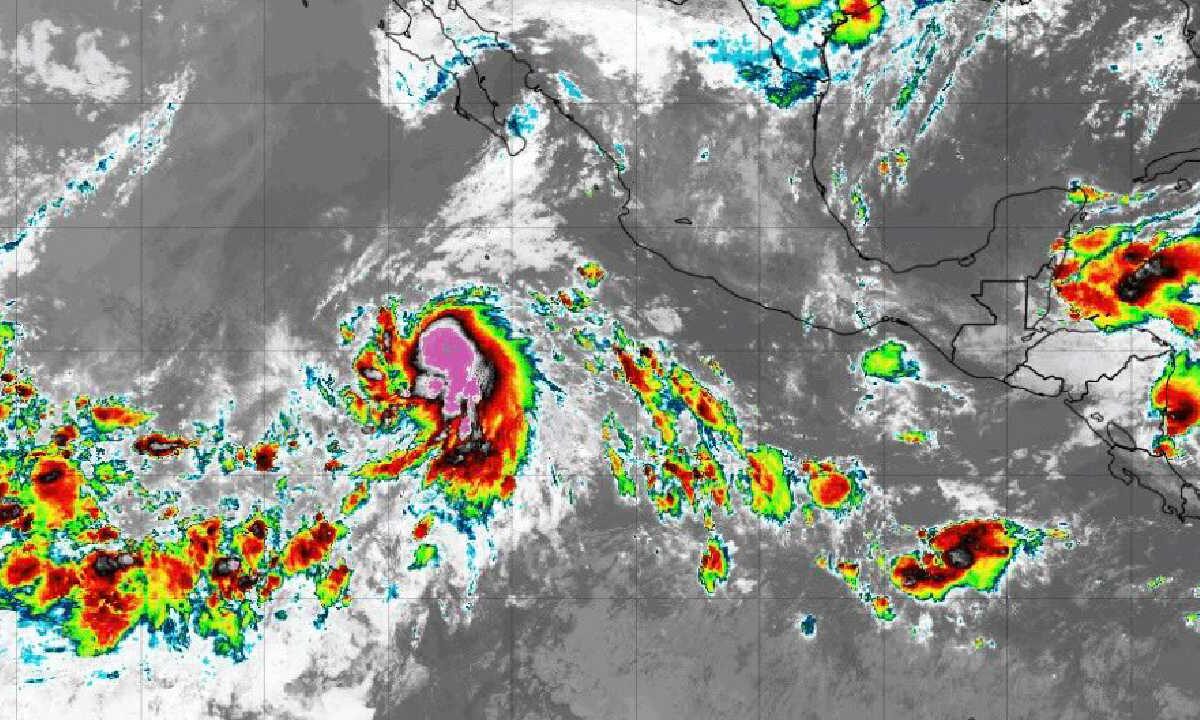 Monitorean la tormenta tropical Elida.