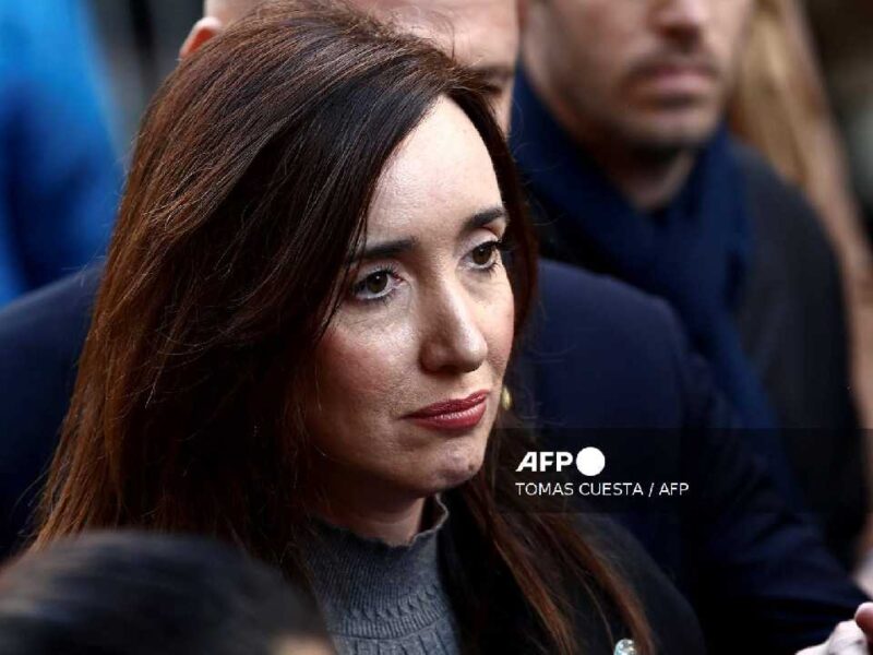 Vicepresidenta de Argentina prende el partido contra Inglaterra al llamarlos “piratas usurpadores”