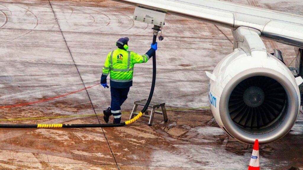Vuelos a Cancún: Aumento de la turbosina encarece boletos