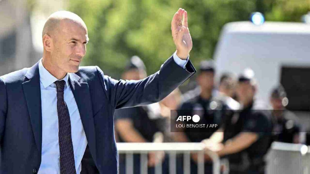 Zidane toma las riendas de Francia y comienza una nueva era con los Bleus