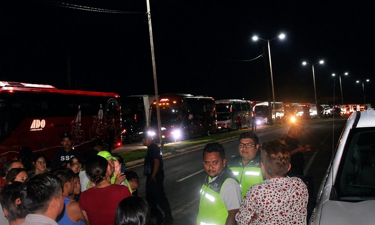 CFE enviará refuerzos por crisis de apagones en Quintana Roo
