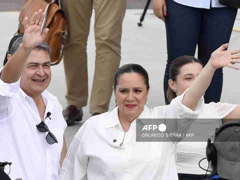 ¡De vuelta a casa! Expresidente Juan Orlando Hernández regresa a Honduras tras indulto de Trump