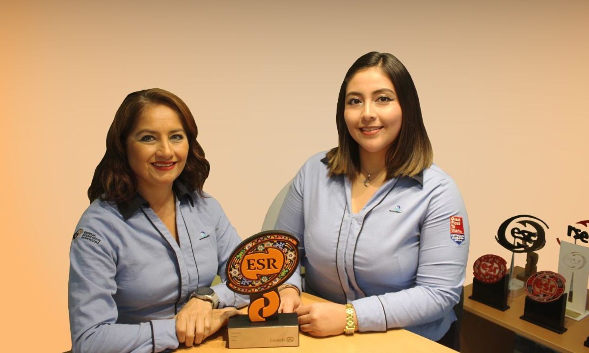 Aguakan recibe el distintivo ESR por noveno año consecutivo