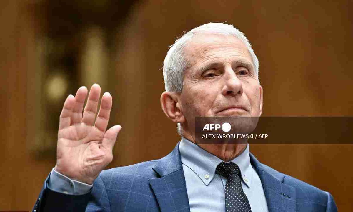 Anthony Fauci en desacato.