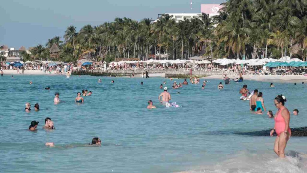 Clima Quintana Roo: domingo 30 de agosto con ambiente caluroso y cielo nublado a parcialmente nublado