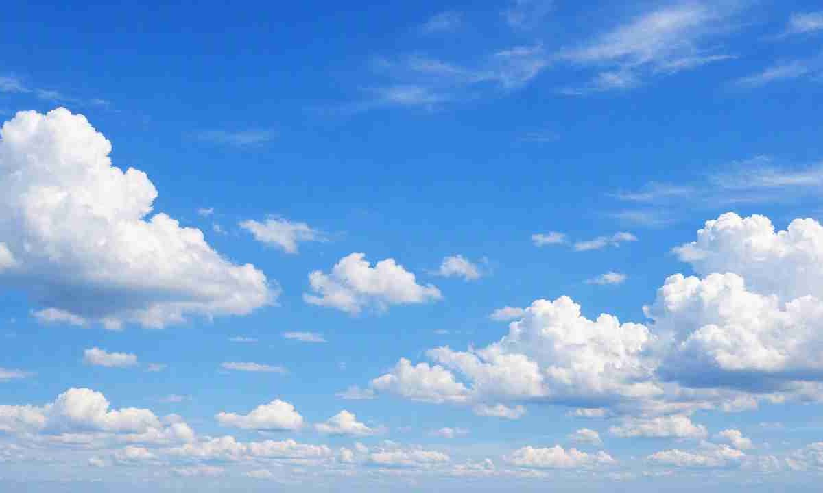 Prevén nublados y lluvias.
