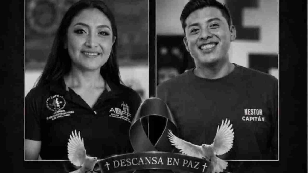 Pareja viajaba con familiares.