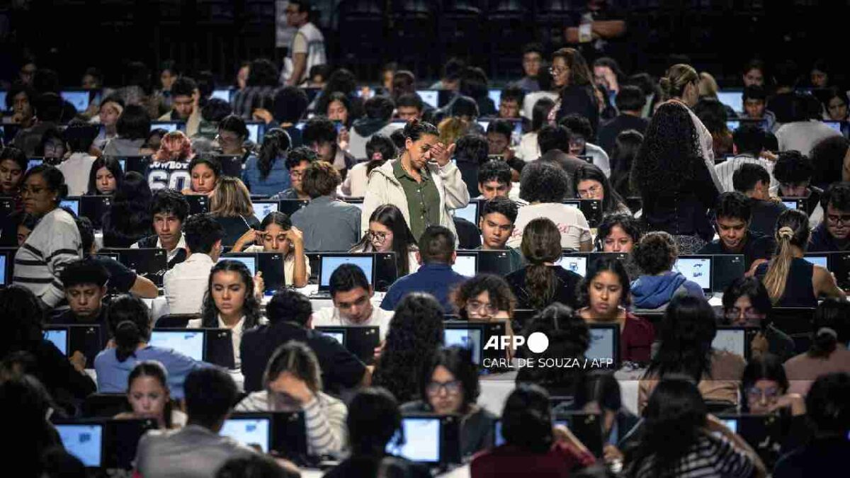 Caen dos por fraude en polémica prueba de la UNAM.