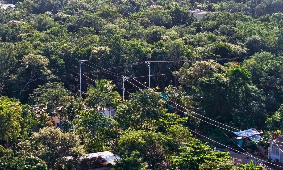Cancún duplica obras de electrificación en colonias rezagadas