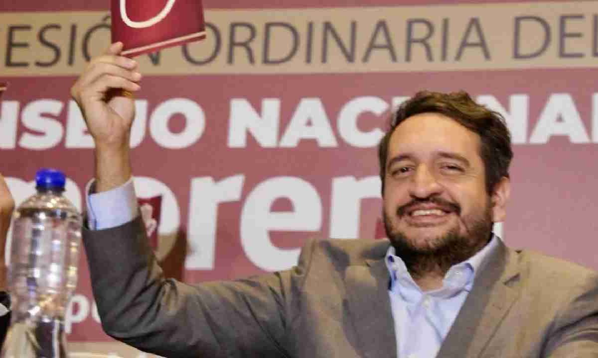 Andy López Beltrán respondió tras quitarle su visa.