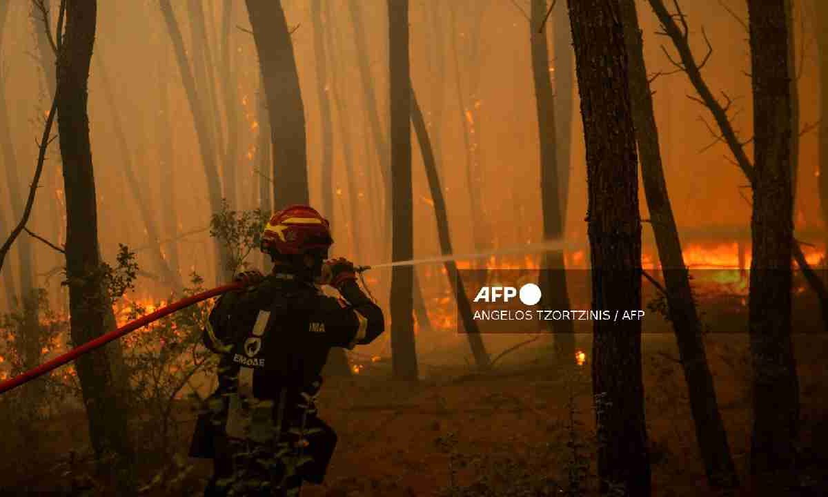 Grecia, otro país q que lidia con los incendios forestales.