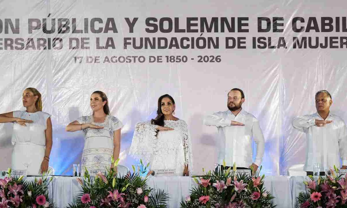 Isla Mujeres celebró 176 años de Fundación.