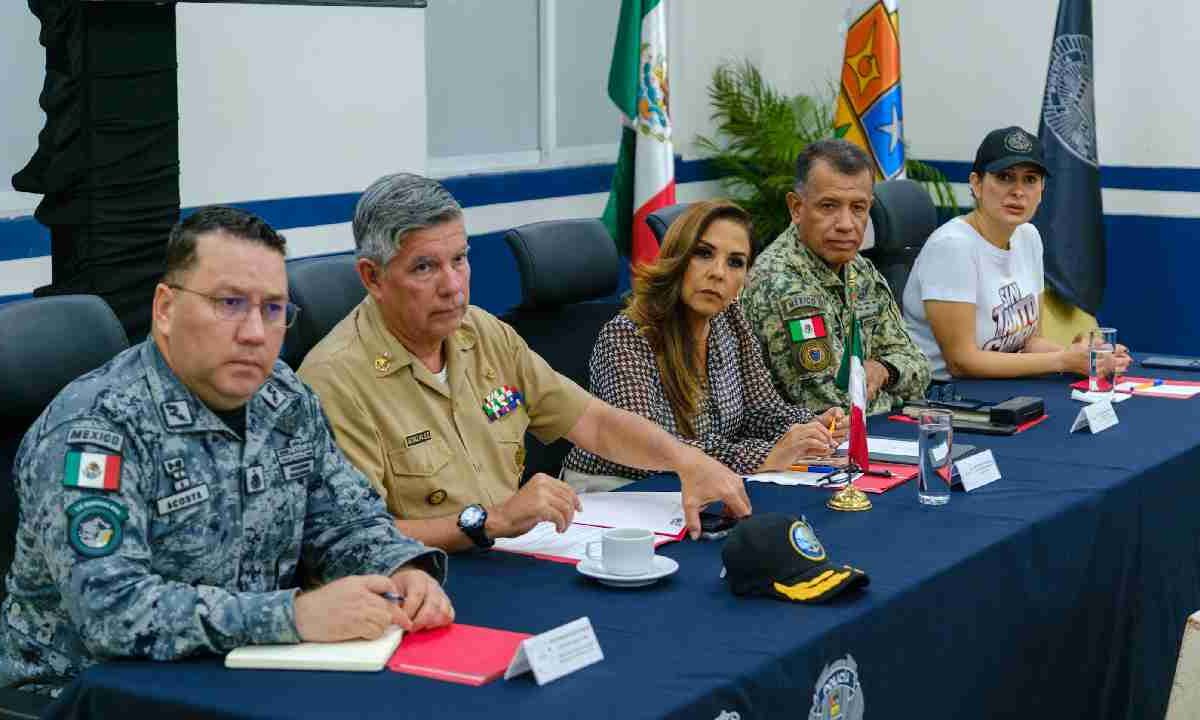 Mesa de seguridad se reúne en Playa del Caren.