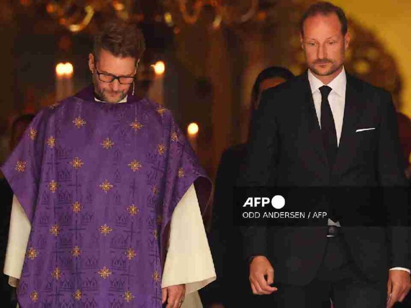 Noruega despide al rey Harald y Haakon VIII encabeza los homenajes antes del funeral