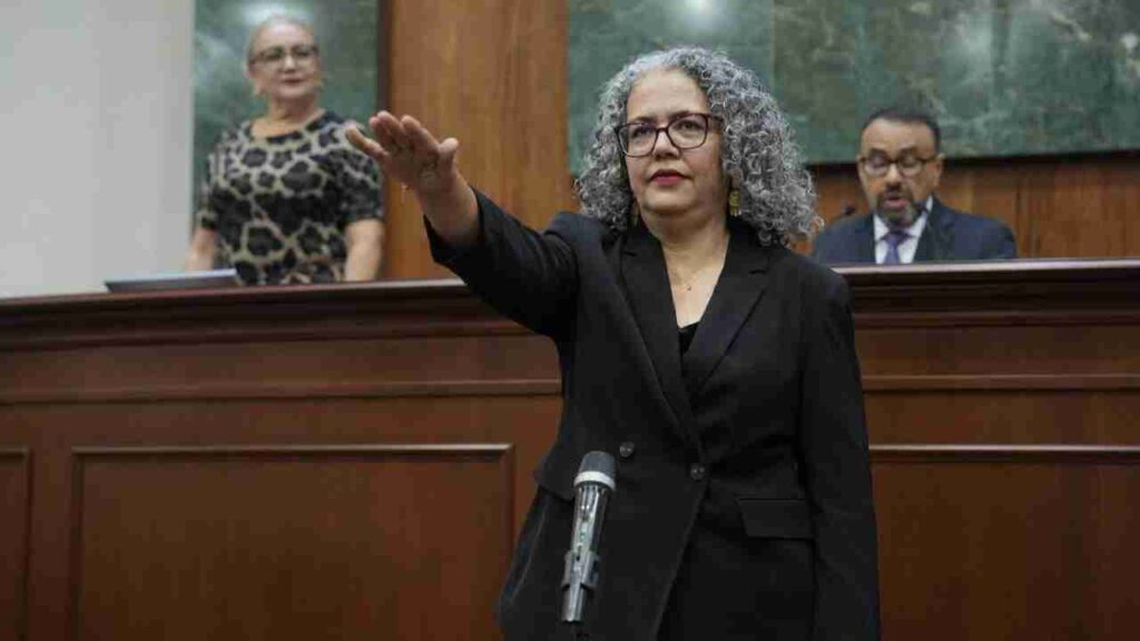 “Nuestra prioridad será la paz”: Graciela Domínguez Nava, rinde protesta como gobernadora interina de Sinaloa