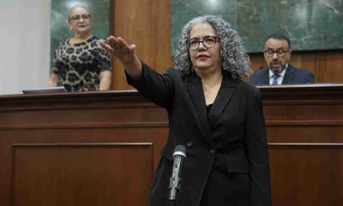 Graciela Domínguez Nava, sustituye a Rubén Rocha Moya.