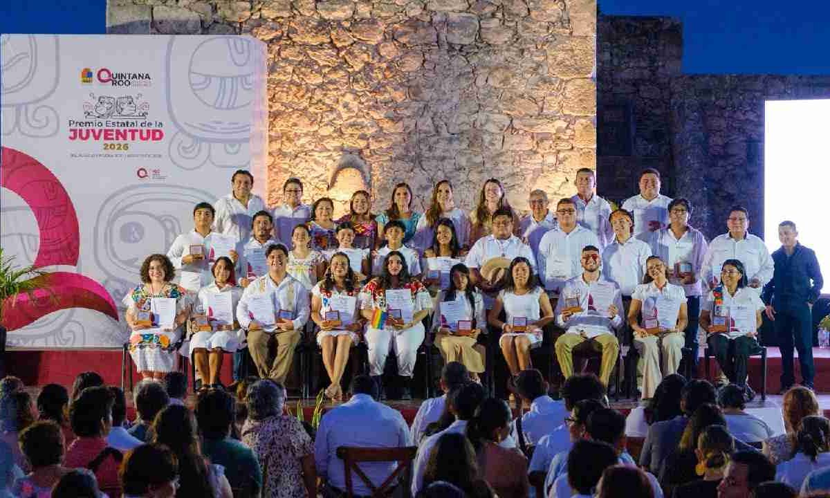Se entregó el Premio Estatal de la Juventud.