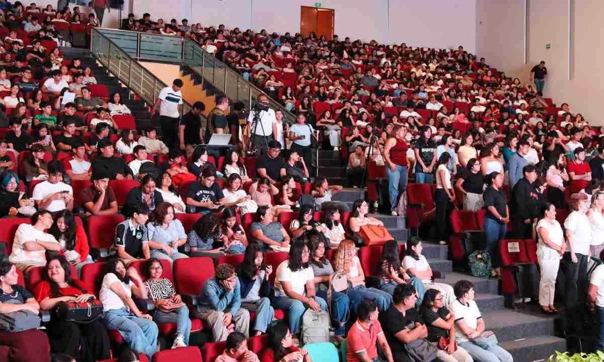 La Universidad Autónoma de Quintana Roo (Uqroo) tiene nuevo alumnado.