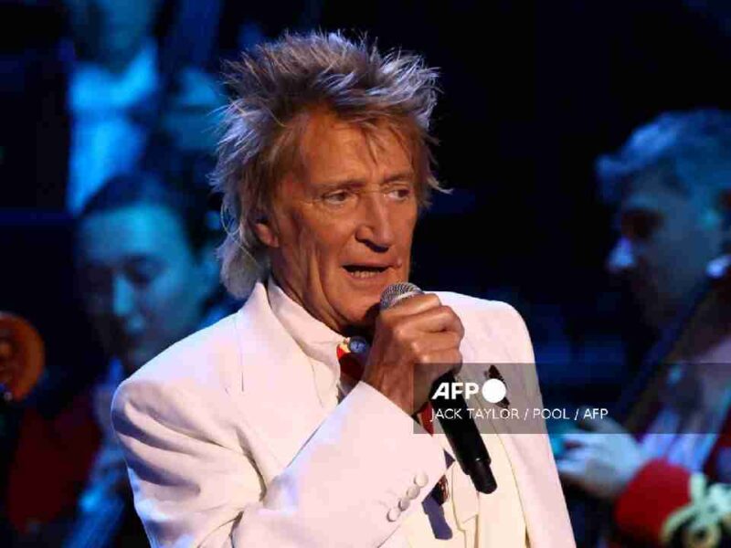 Rod Stewart cancela conciertos tras someterse a una operación cardíaca