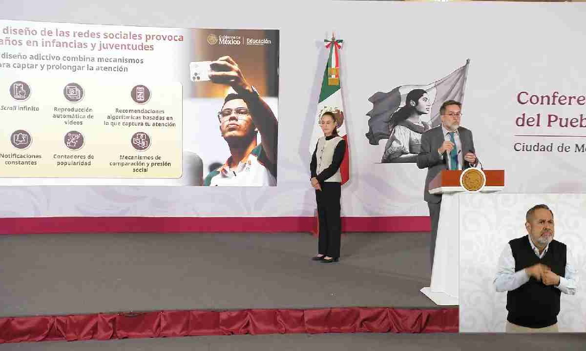 Habrá regulación de celulares en escuelas del país.