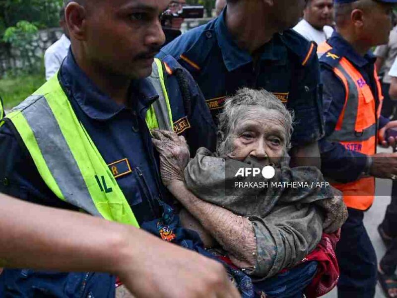 Tragedia en Nepal: fuertes lluvias y deslizamientos dejan al menos 19 muertos y 384 turistas sin localizar
