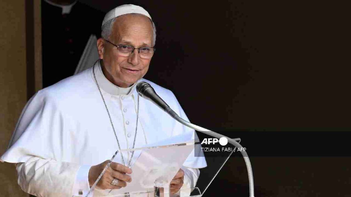 El Papa regresa al continente.