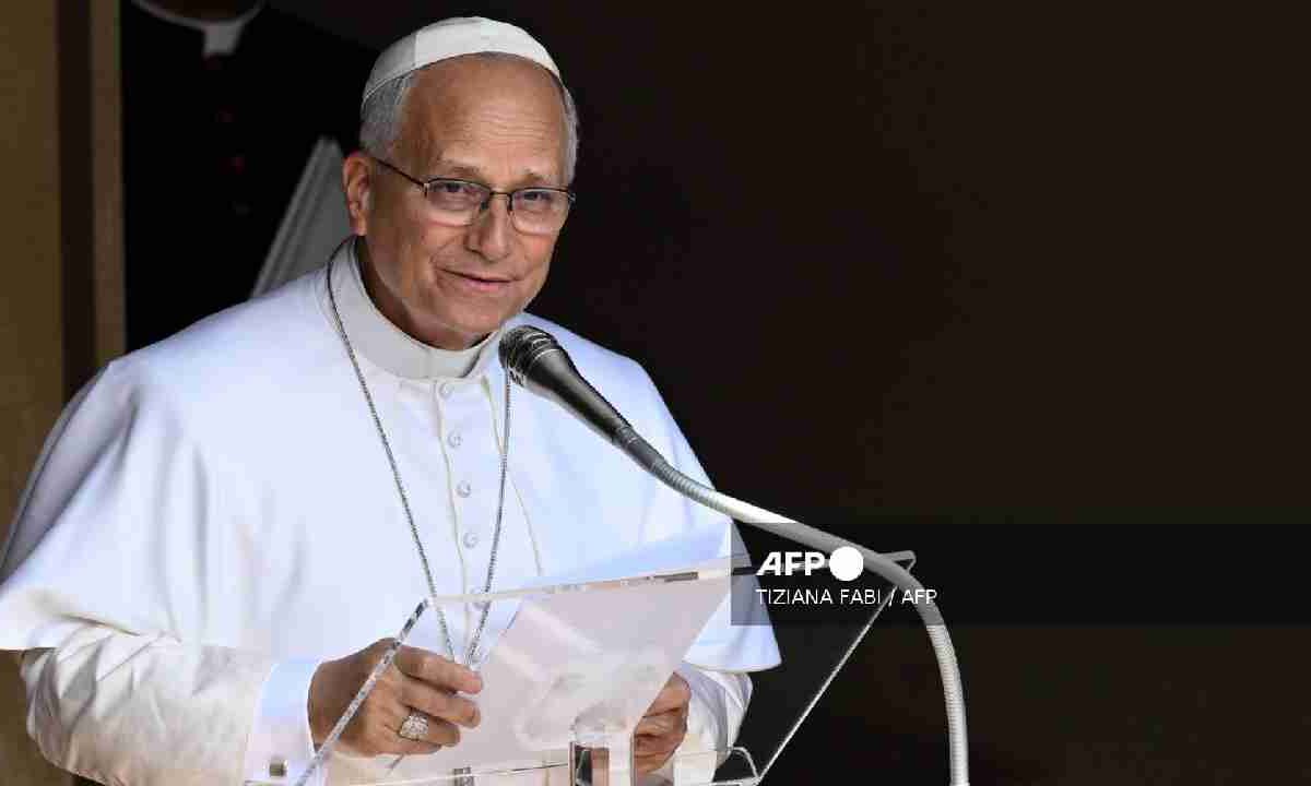 El Papa regresa al continente.