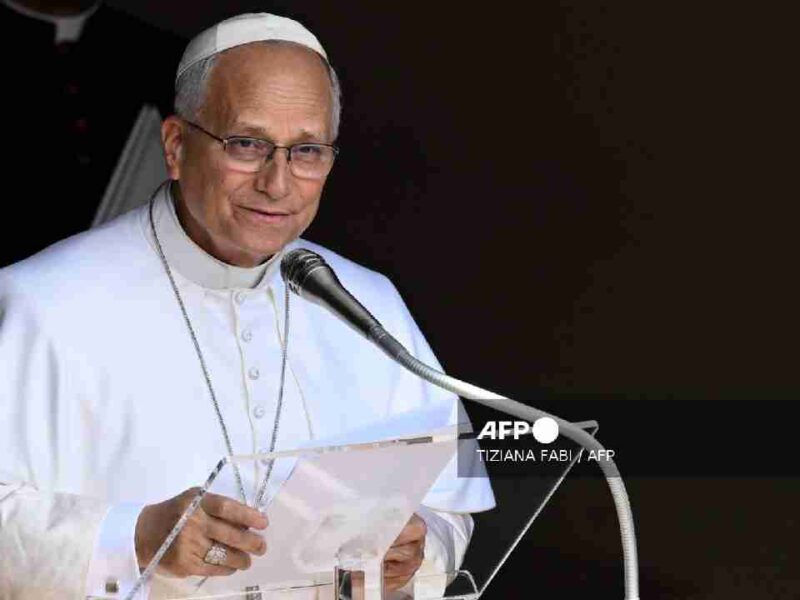 Vamos a insistir en la visita del Papa a México: Sheinbaum; León XIV llegará a suramérica en noviembre