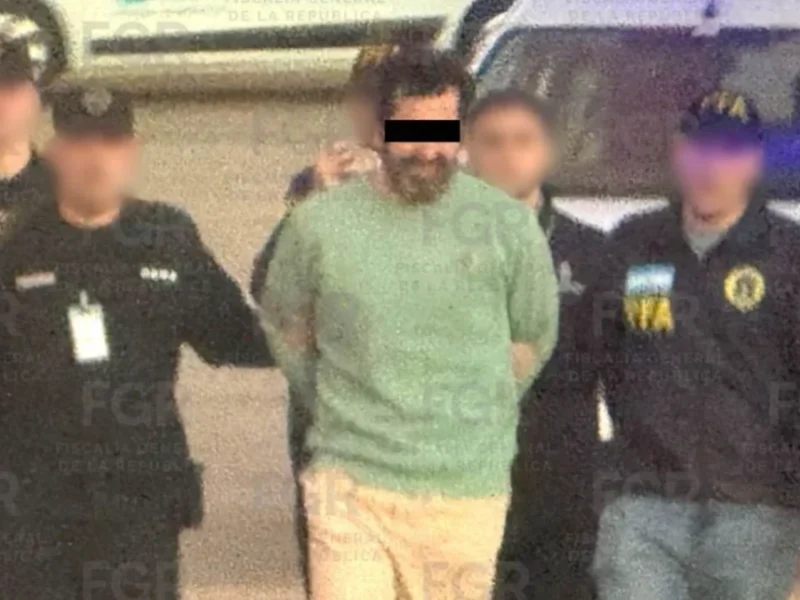 Fernando Farías Laguna llega a México y es trasladado al penal del Altiplano