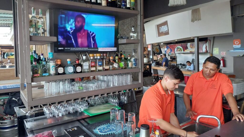 Restaurantes en Cancún: Canirac busca hora extra