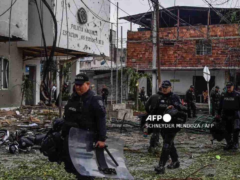 Ataque con coche bomba en Colombia deja un muerto y 11 heridos